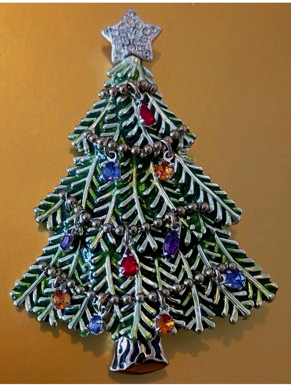 Avon Vintage Moving Decorations  Large Annual Christmas Tree  Brooch Pin